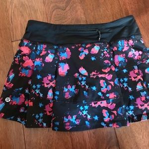Lululemon Golf/Tennis skirt Size 4